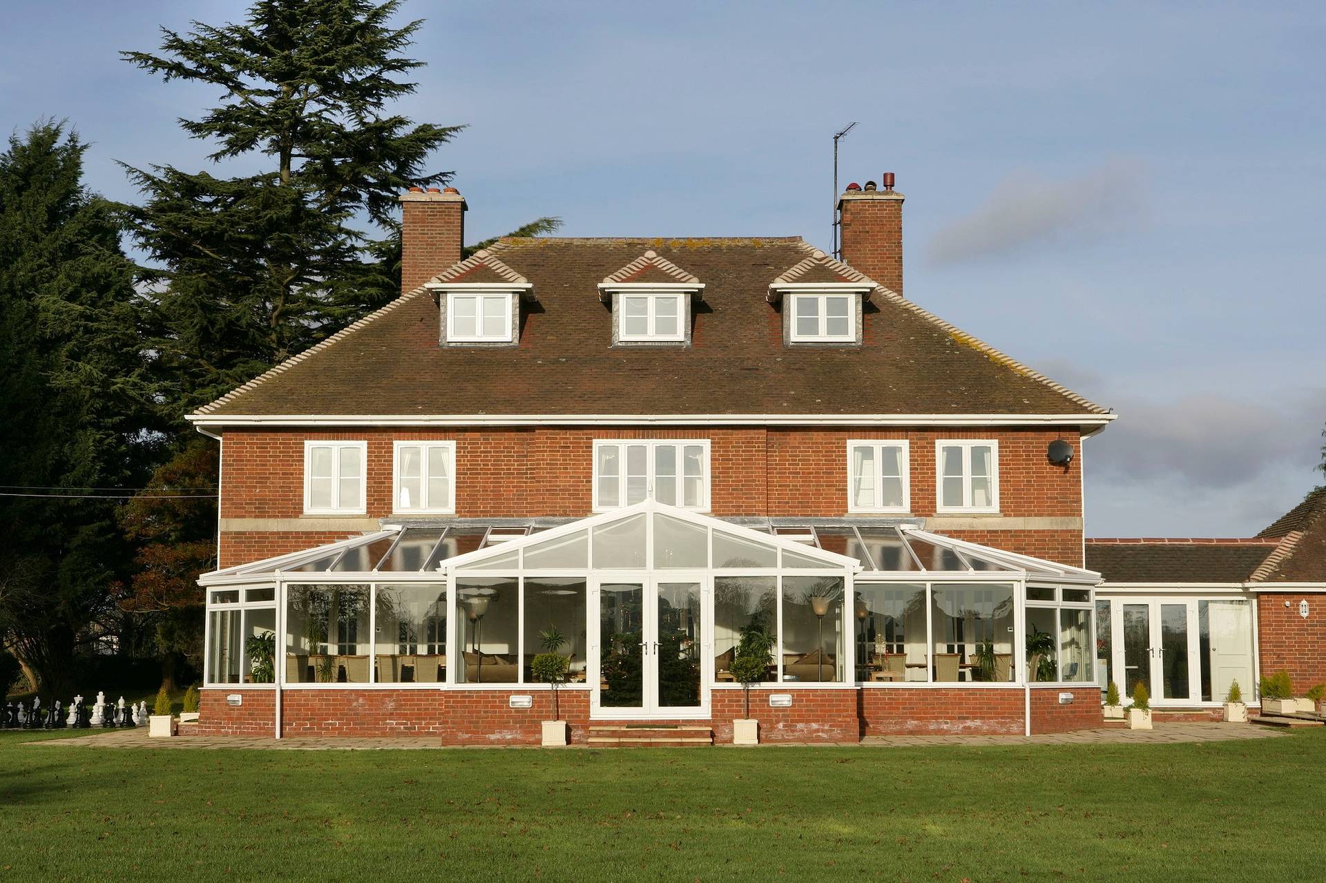 The Benefits Of Technologically Advanced Conservatories